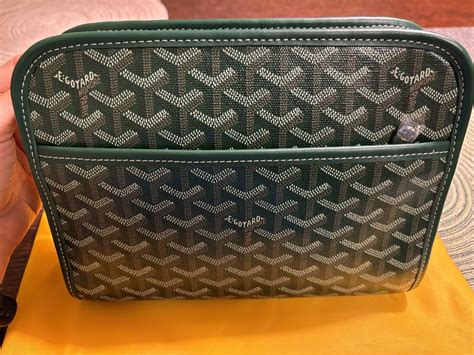 Goyard cosmetics bag from Mangopurses : 